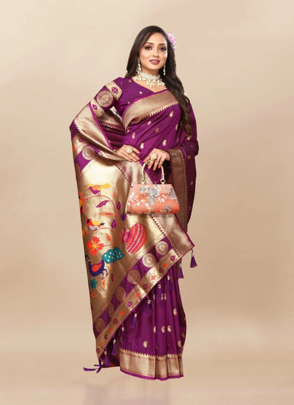 Paithani Silk Saree with Meenakari Pallu