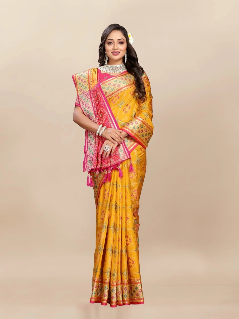 Soft Patola Silk Saree with Meenakari Zari Motifs, Rich Pallu