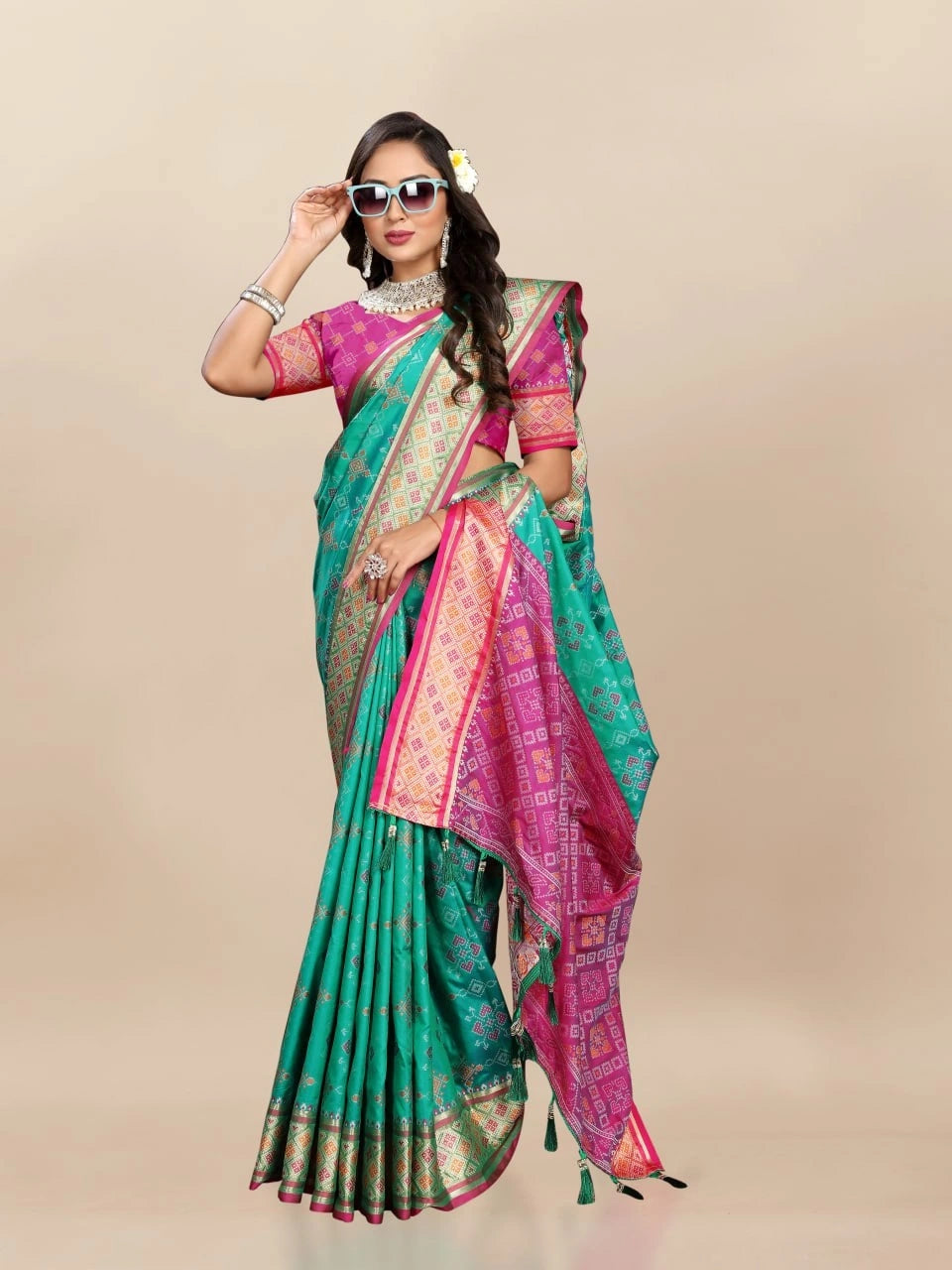 Soft Patola Silk Saree with Meenakari Zari Motifs, Rich Pallu