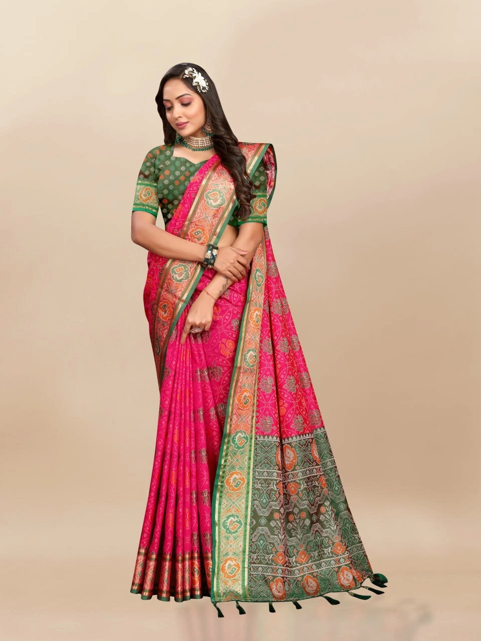 Soft Patola Silk Saree with Meenakari Zari Motifs, Rich Pallu