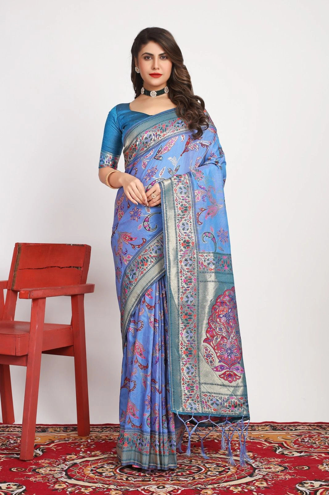 Pure Pashmina Silk Saree: Exquisite Weaving and Colorful Meena Work