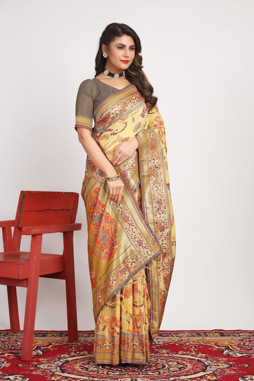 Pure Pashmina Silk Saree: Exquisite Weaving and Colorful Meena Work