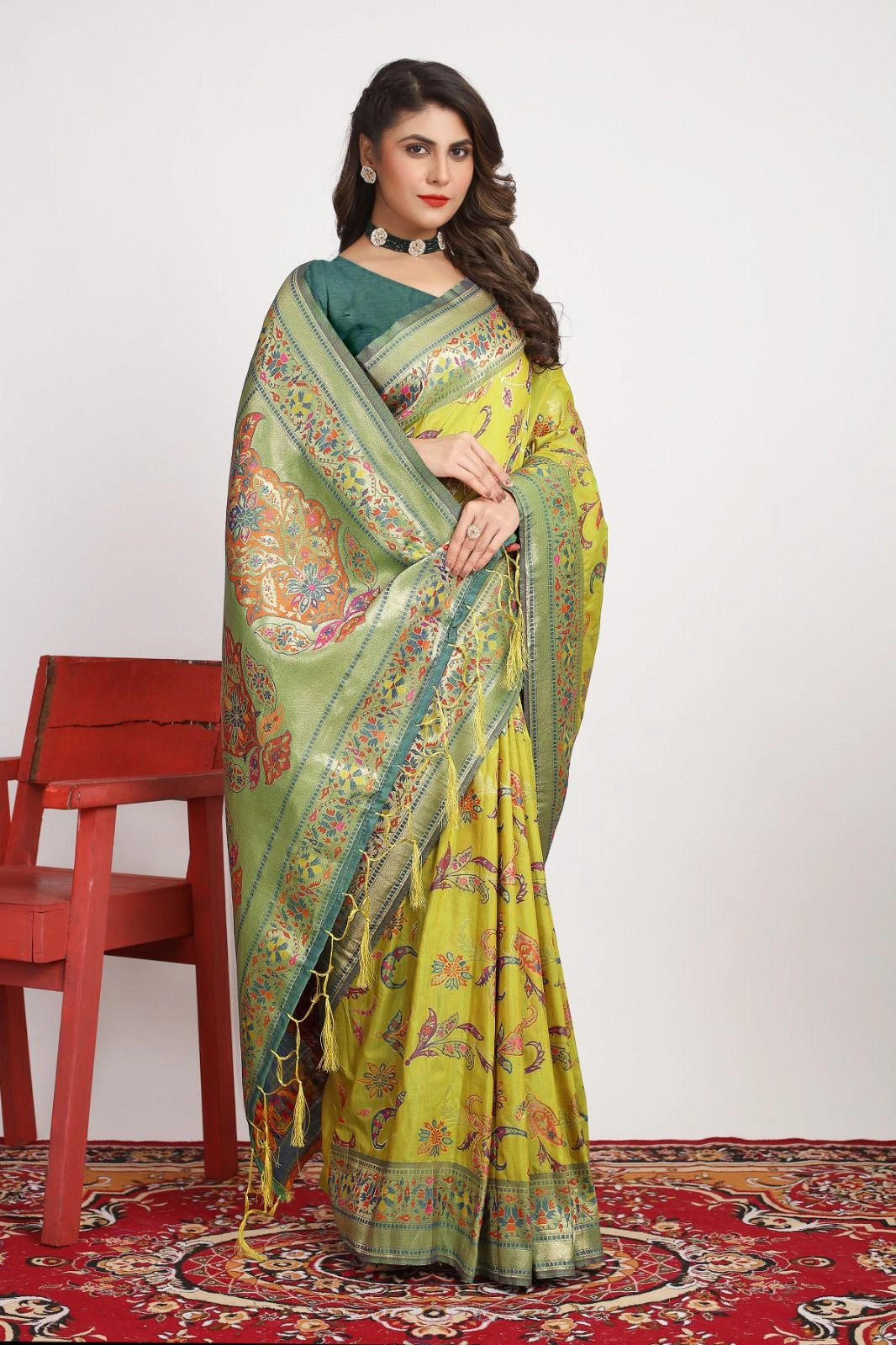 Pure Pashmina Silk Saree: Exquisite Weaving and Colorful Meena Work