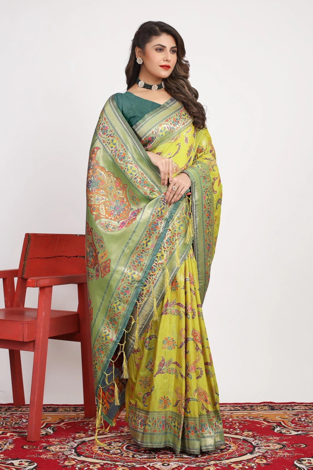 Pure Pashmina Silk Saree: Exquisite Weaving and Colorful Meena Work