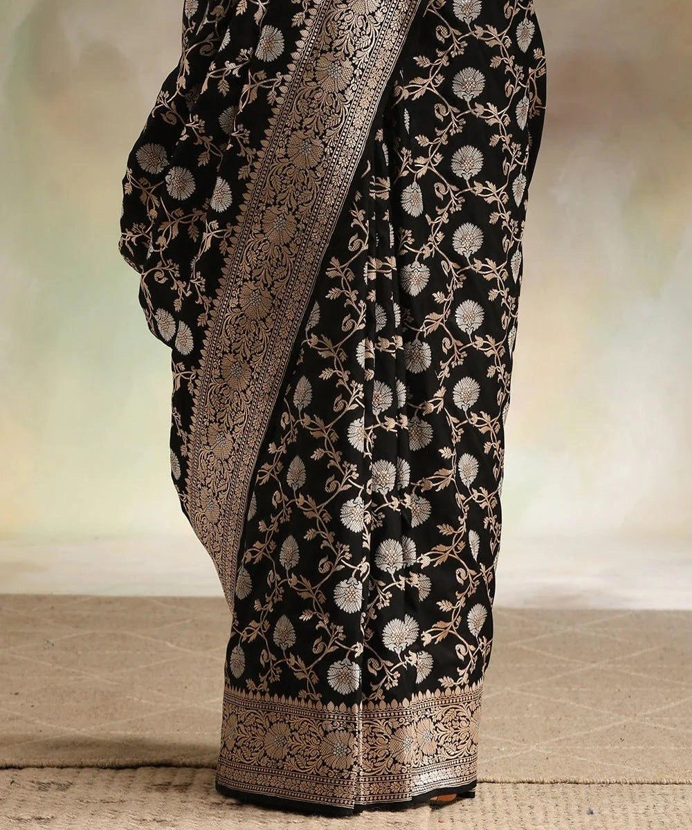 Banarasi Soft Silk Saree: Elegant and Lightweight