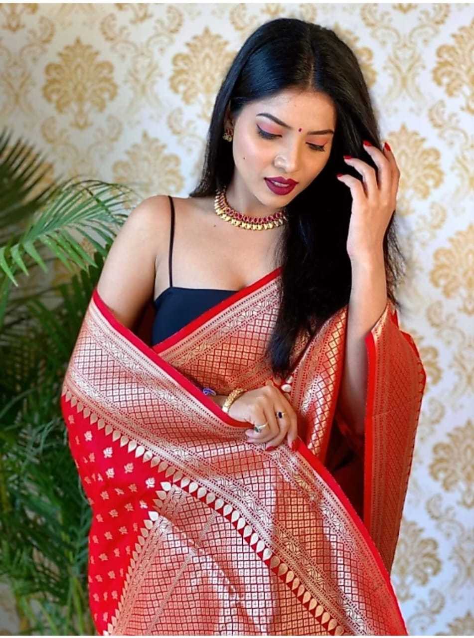 Banarasi Soft Silk Saree With Butta