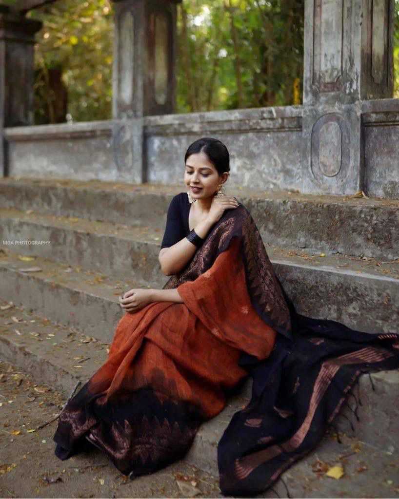 Traditional Red & Black Cotton Saree