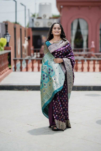 Elegant Jacquard Saree