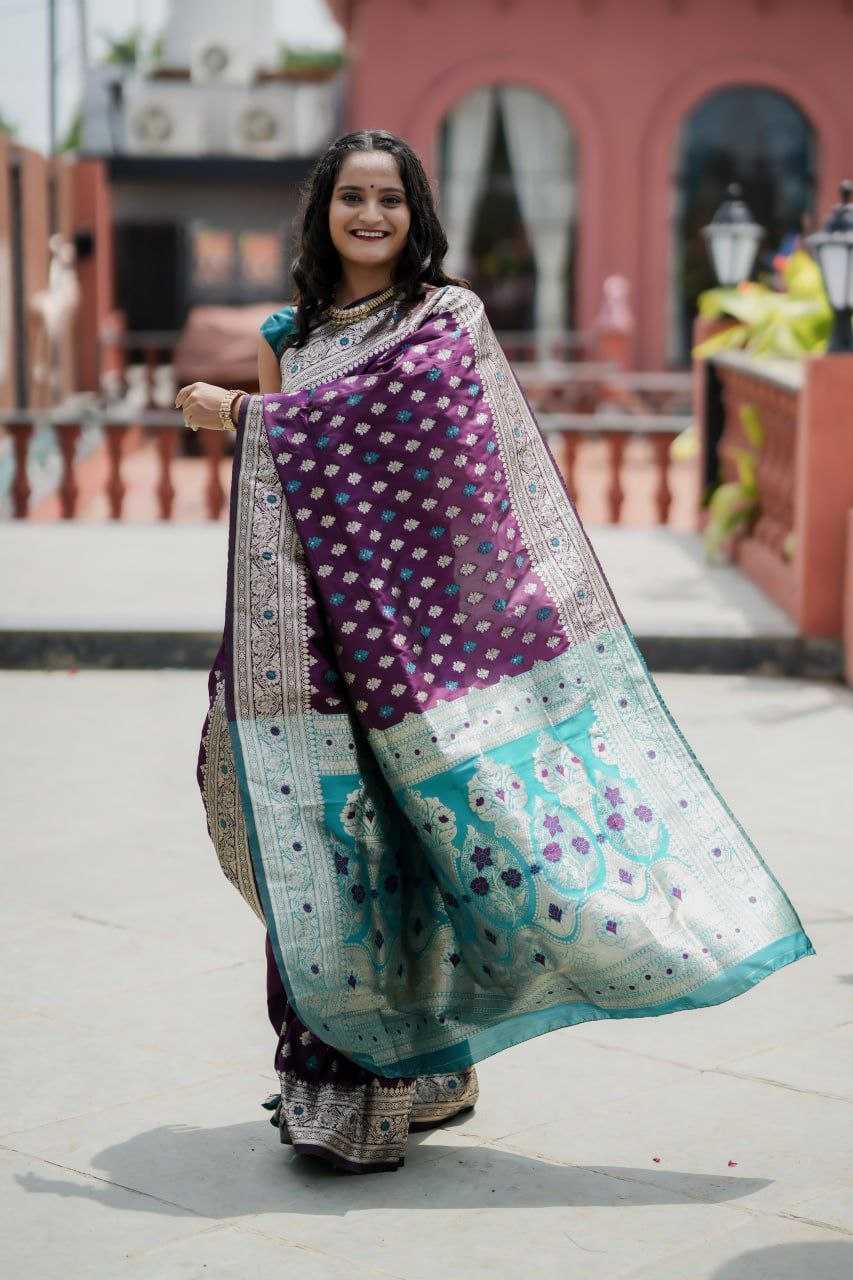 Elegant Jacquard Saree