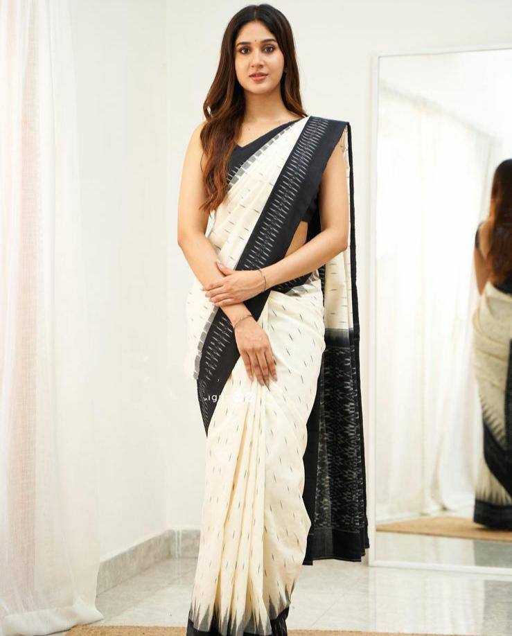 Plain Linen Saree With Linen Print