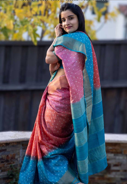 Elegant Pink Linen Saree With Golden Border