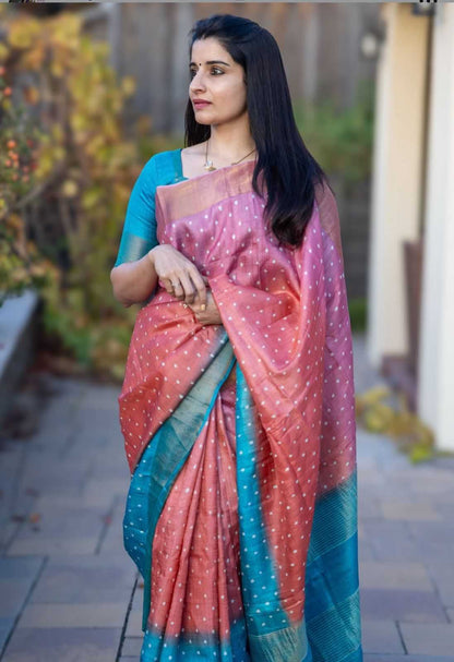 Elegant Pink Linen Saree With Golden Border