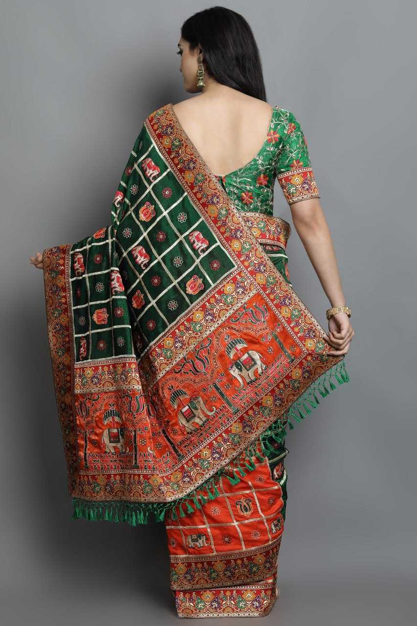 Elegant Soft Silk Saree With Heavy Embroidery on Pallu