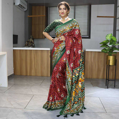 Stylish Tussar Silk Saree with bandhani design